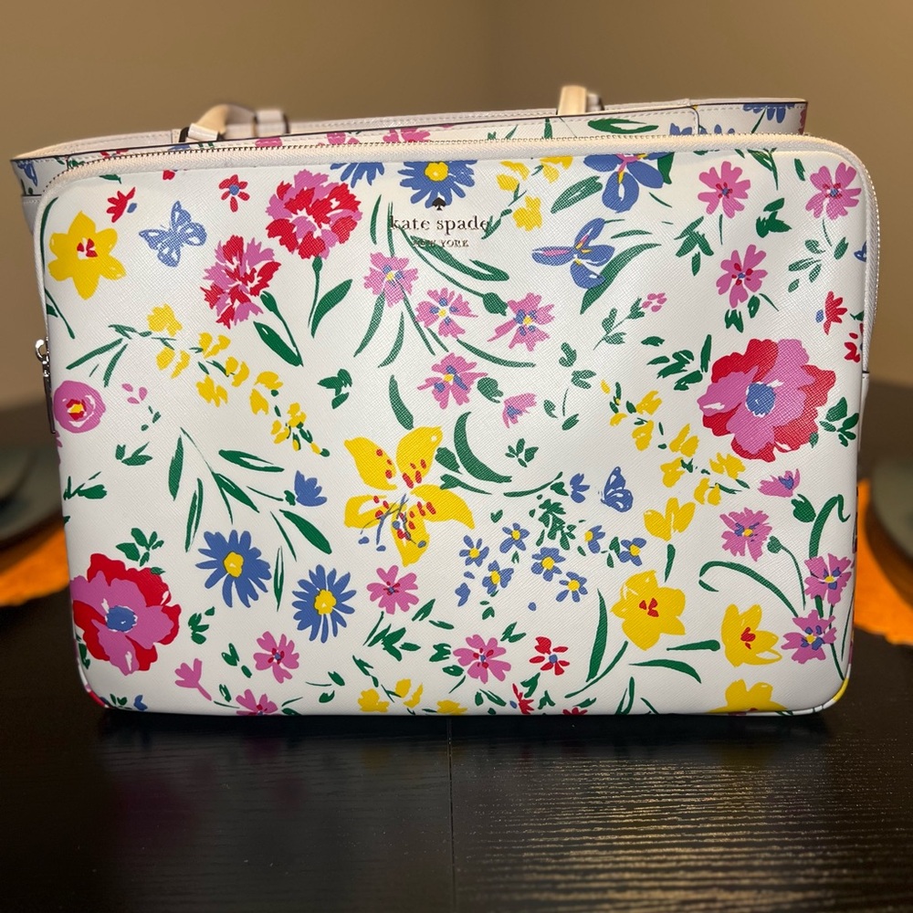 Kate Spade White Floral Laptop Sleeve